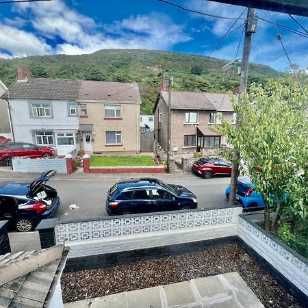 Executive 3 Bedroom Port Talbot Town Centre Margam Sleeps 7 Dış mekan fotoğraf